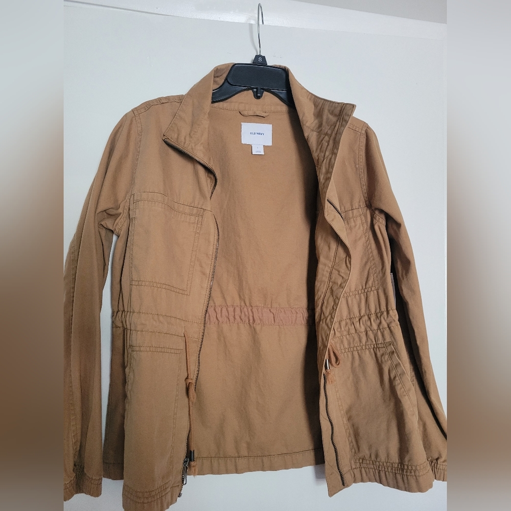🎀NWT Old Navy cargo jacket🎀
